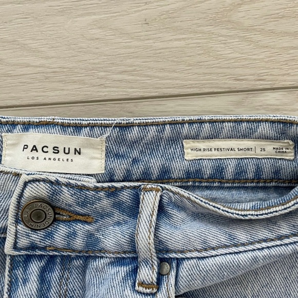 Pacsun High Rise Festival Shorts - Picture 2 of 3